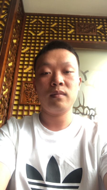 唐子龙的第一张照片--漳州相亲服务中心