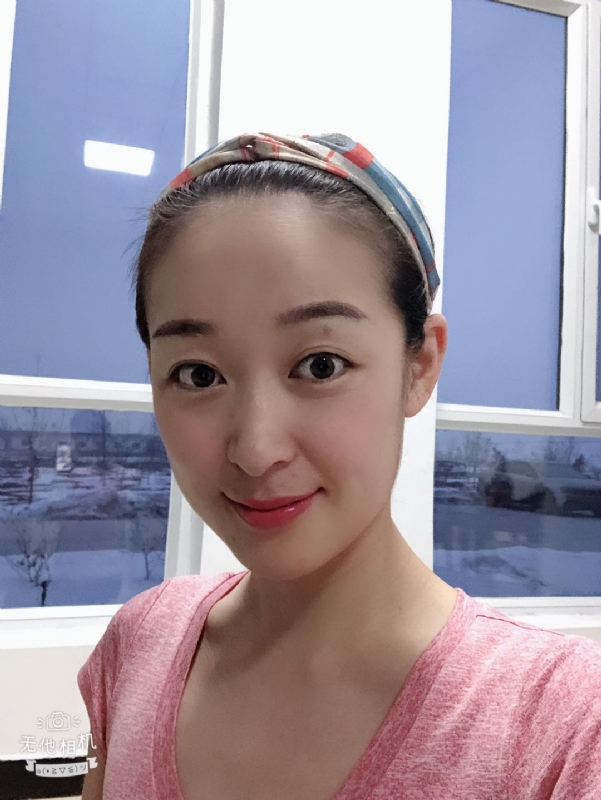 浅笑的第一张照片--漳州相亲服务中心