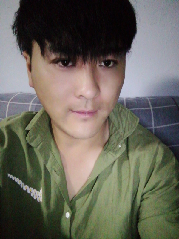 舍不得的第一张照片--漳州相亲服务中心
