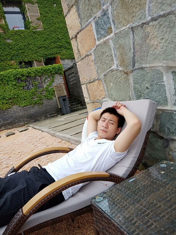 真心寻找另一半的第一张照片--漳州相亲服务中心