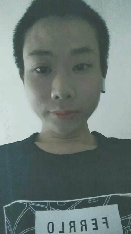 水中月的第一张照片--漳州相亲服务中心