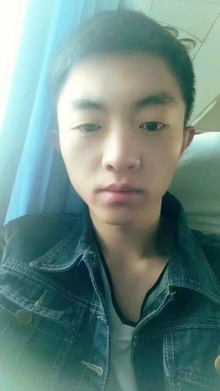 小手冰凉的第一张照片--漳州相亲服务中心