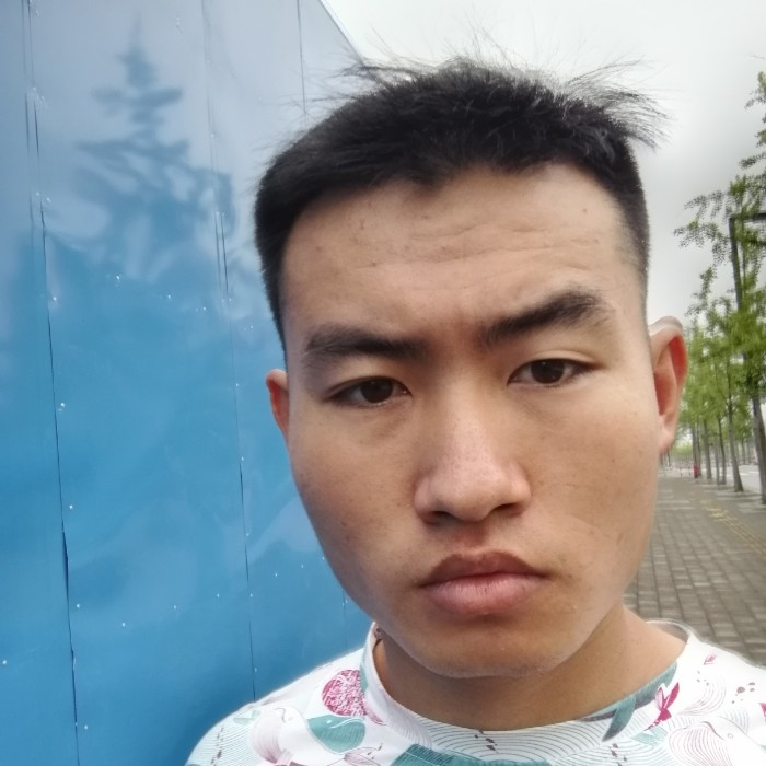 爱一个哦的第一张照片--漳州相亲服务中心
