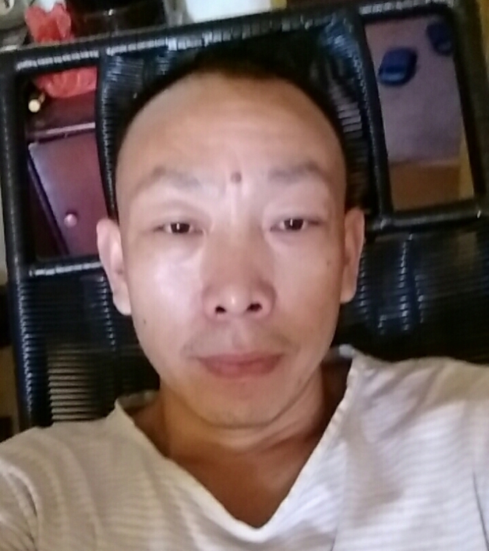 寻爱的第一张照片--漳州相亲服务中心