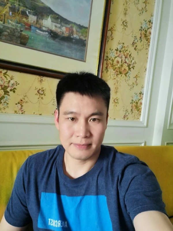 阳光灿烂的第二张照片--漳州相亲服务中心