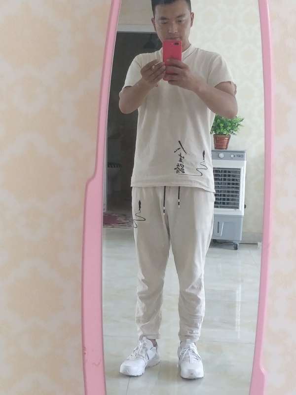 一天一根烟的第二张照片--漳州相亲服务中心