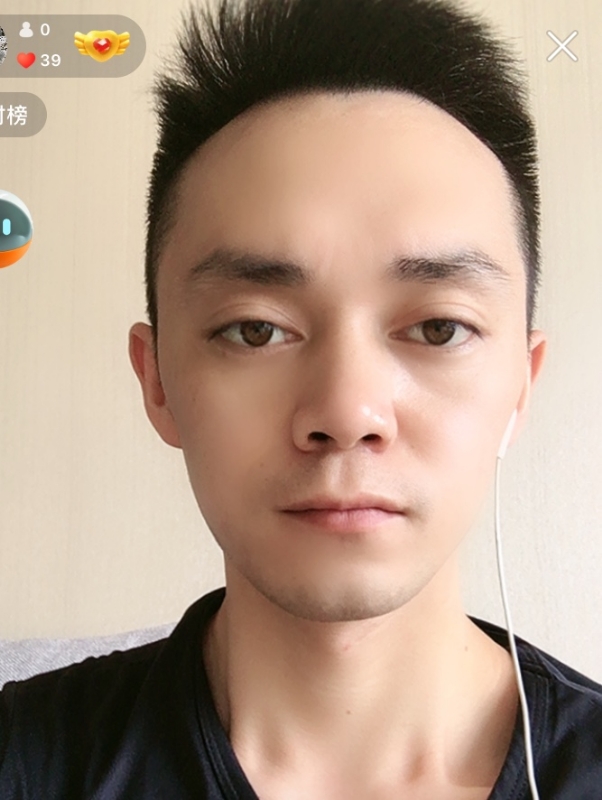 游爽的第一张照片--漳州相亲服务中心