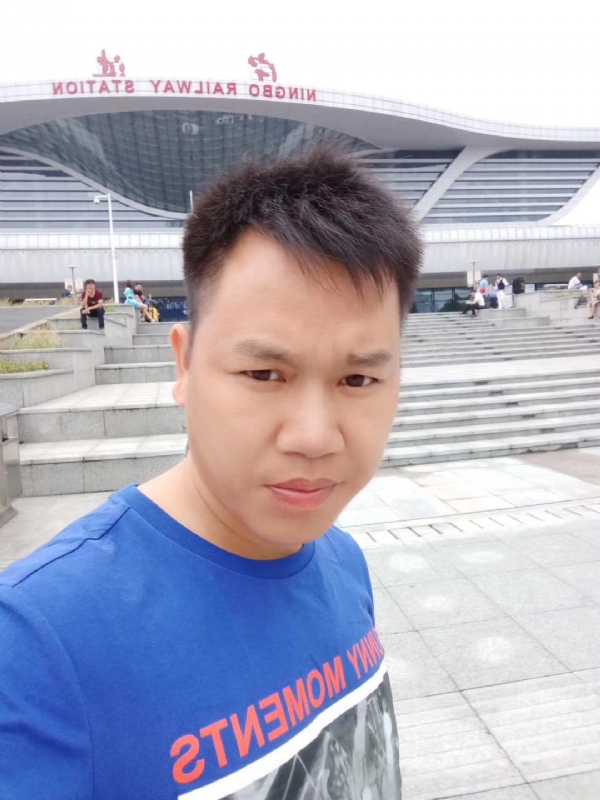 笑对人生的第一张照片--漳州相亲服务中心