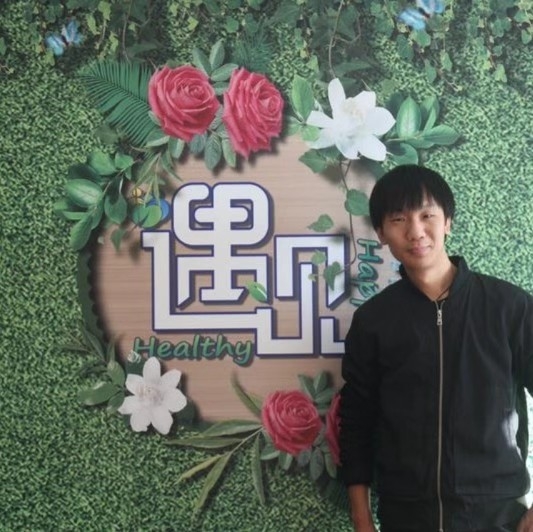 影视人~混爷张的第二张照片--漳州相亲服务中心