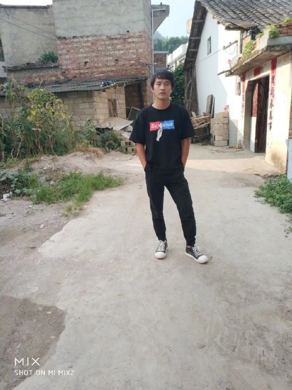 活活该的第一张照片--漳州相亲服务中心