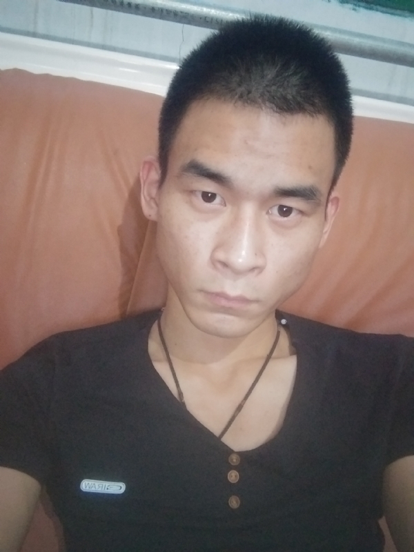 单身狗一枚的第二张照片--漳州相亲服务中心