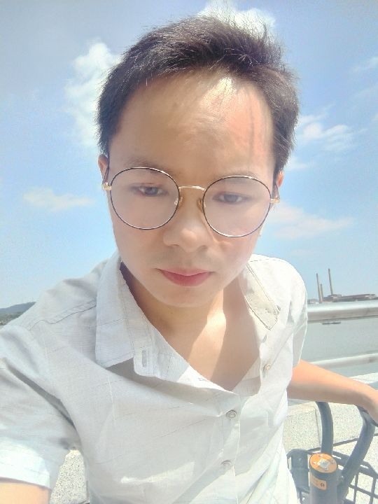 楠呐的第三张照片--漳州相亲服务中心