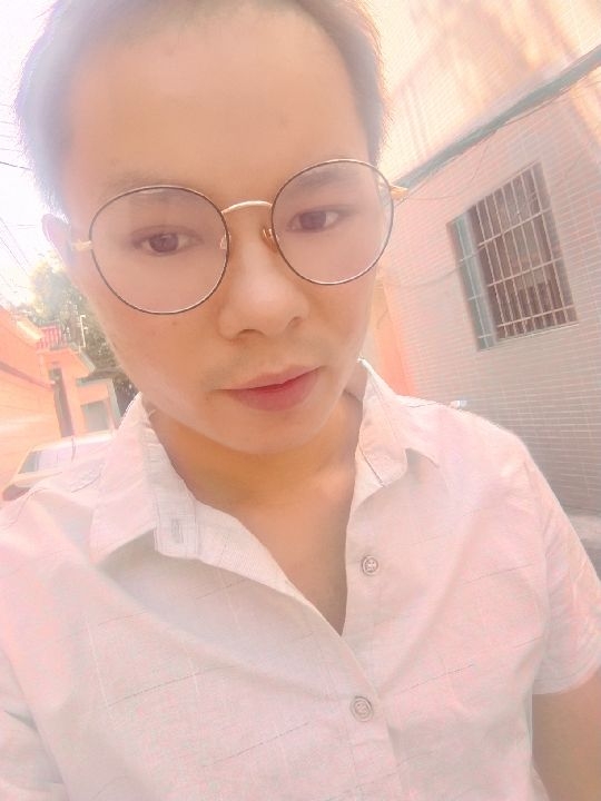 楠呐的第四张照片--漳州相亲服务中心
