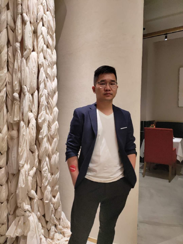在路上的第二张照片--漳州相亲服务中心