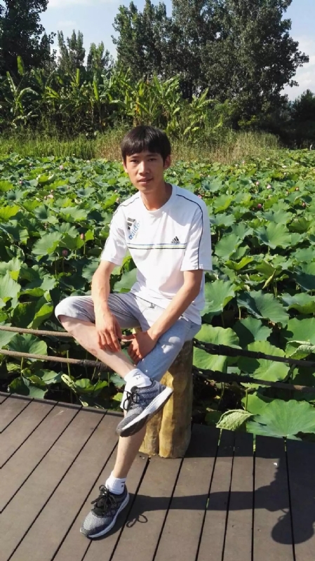洛佐山娃的第一张照片--漳州相亲服务中心
