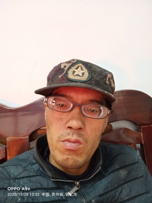 等待有缘人的第四张照片--漳州相亲服务中心
