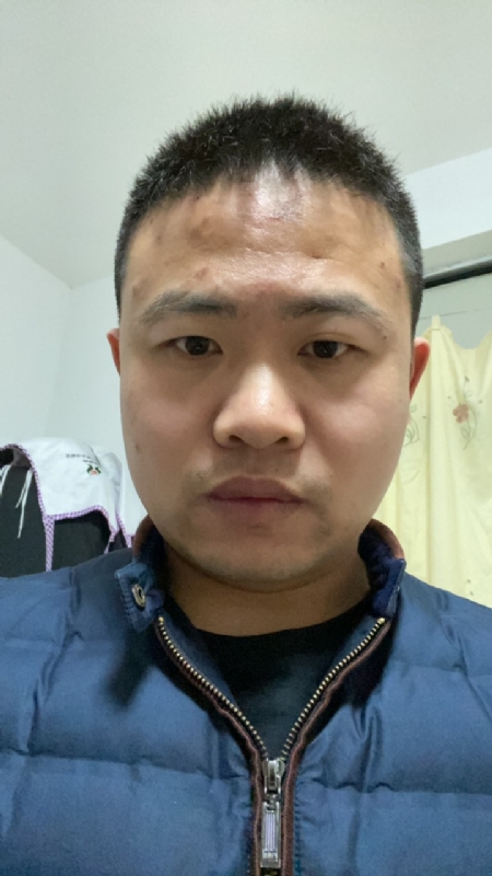 苹果的第一张照片--漳州相亲服务中心