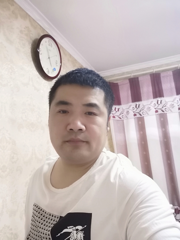 爱你的眼睛的第一张照片--漳州相亲服务中心