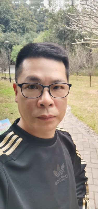 随缘的第一张照片--漳州相亲服务中心