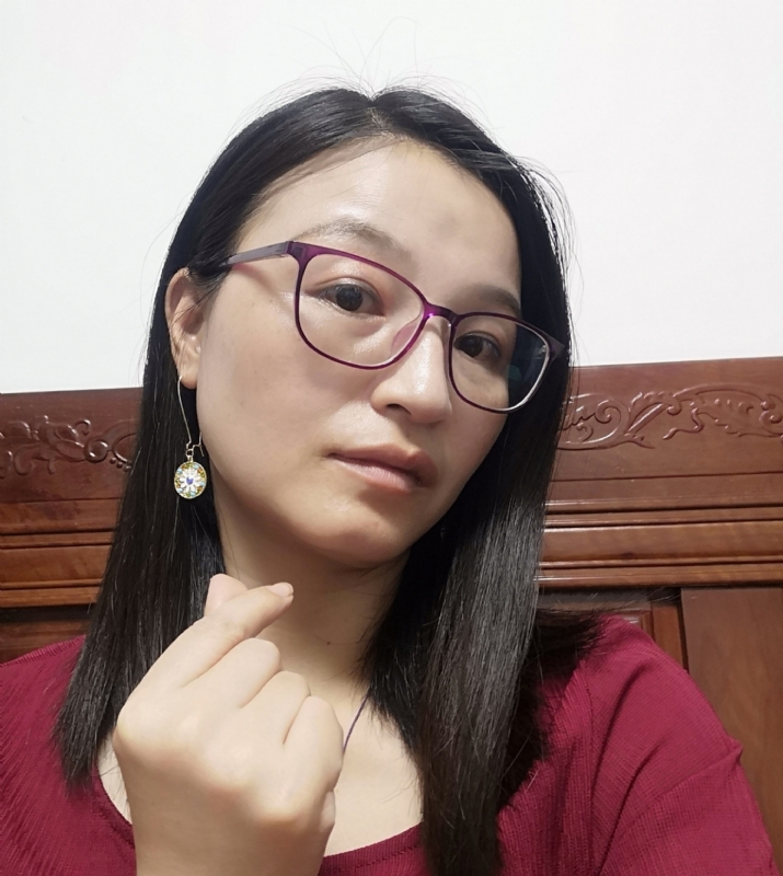 妹叮的第一张照片--漳州相亲服务中心