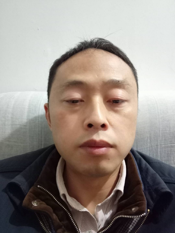 阳光的第一张照片--漳州相亲服务中心