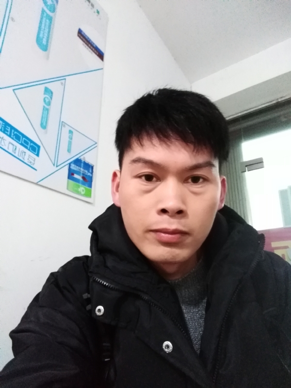 微笑的第一张照片--漳州相亲服务中心