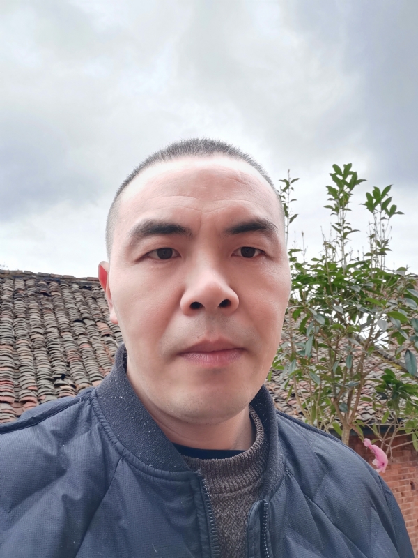 无悔的第一张照片--漳州相亲服务中心