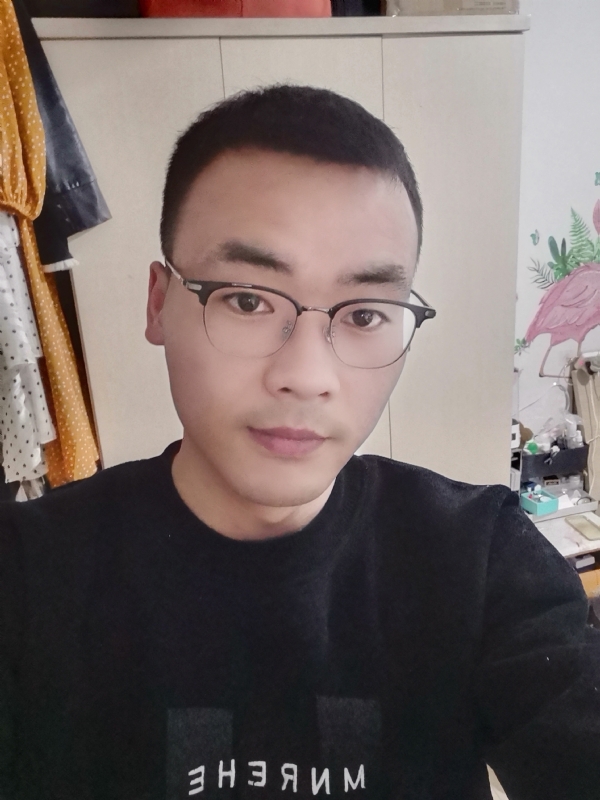 寻一个人的第一张照片--漳州相亲服务中心