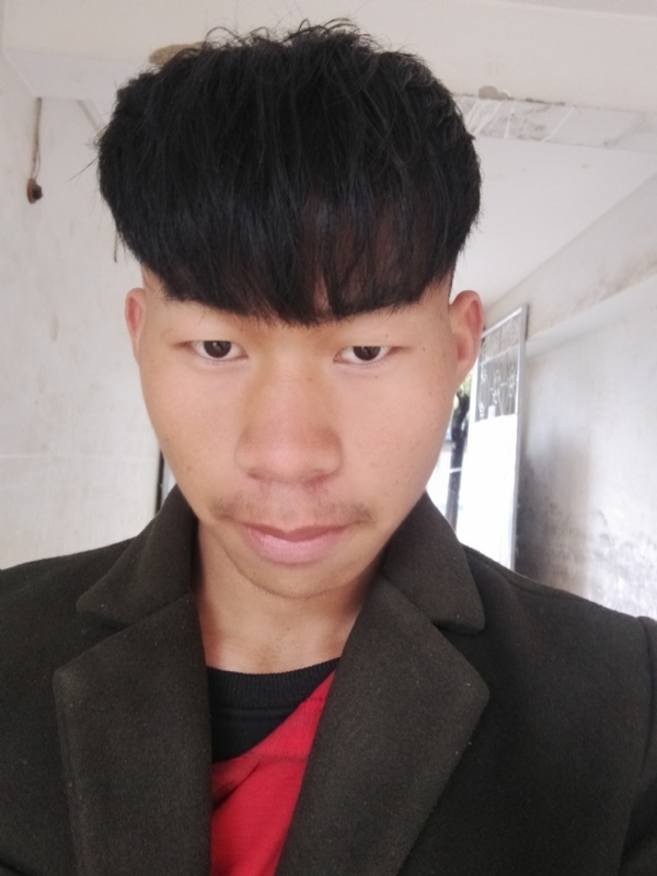 少年不在少的第一张照片--漳州相亲服务中心