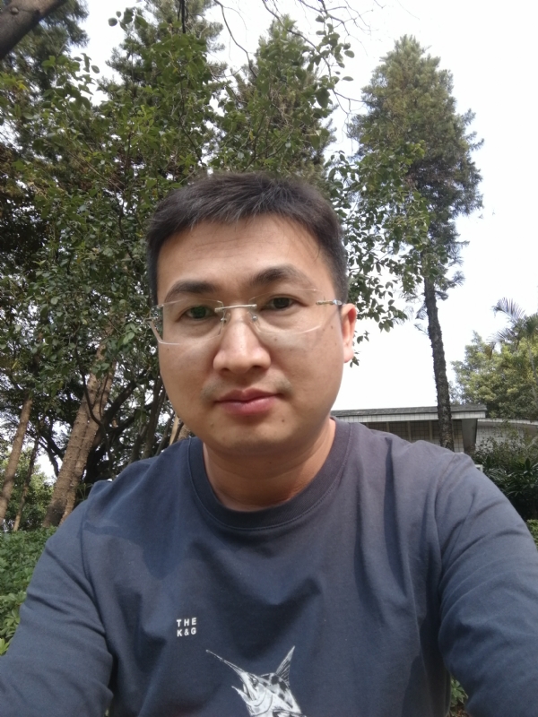 不如随风的第二张照片--漳州相亲服务中心