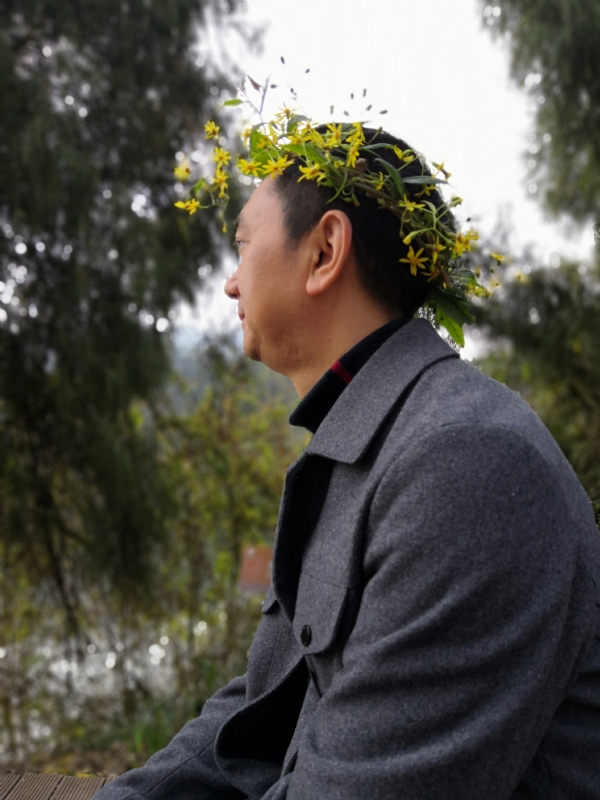 小白杨的第一张照片--漳州相亲服务中心