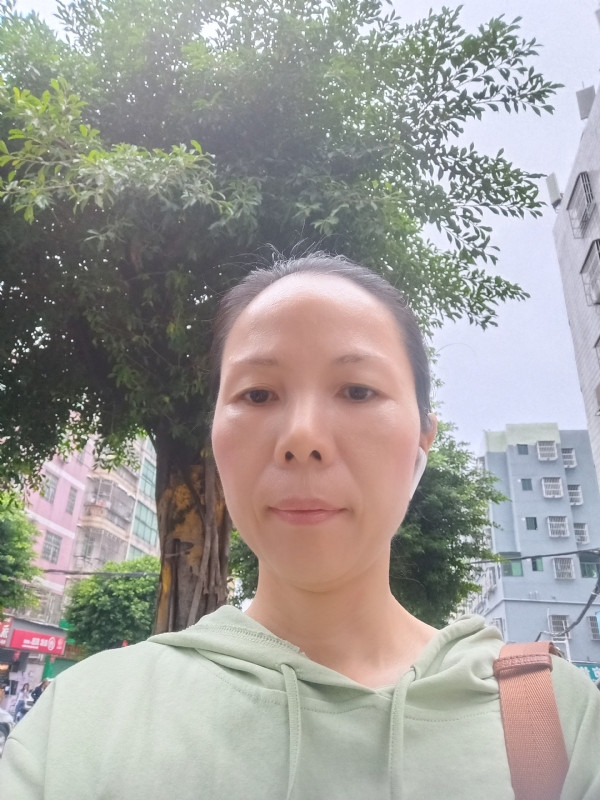 容容的第一张照片--漳州相亲服务中心