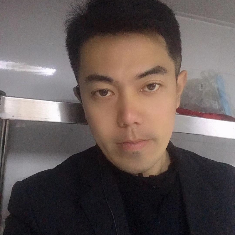 李龙的第二张照片--漳州相亲服务中心