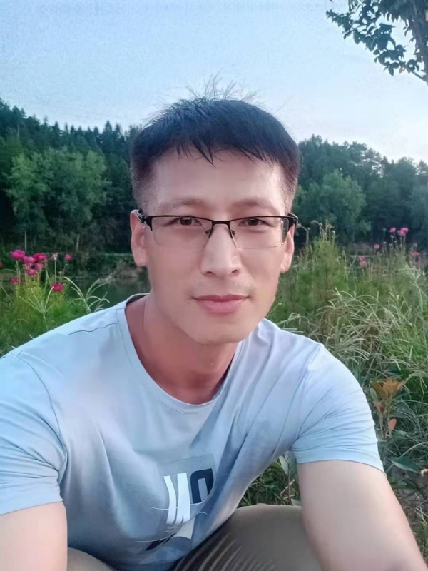 零零柒的第一张照片--漳州相亲服务中心