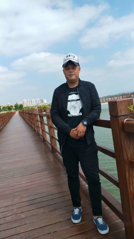 人生如戏的第二张照片--漳州相亲服务中心