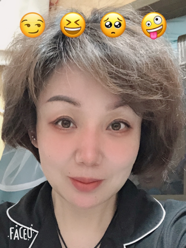 飘拂的第一张照片--漳州相亲服务中心