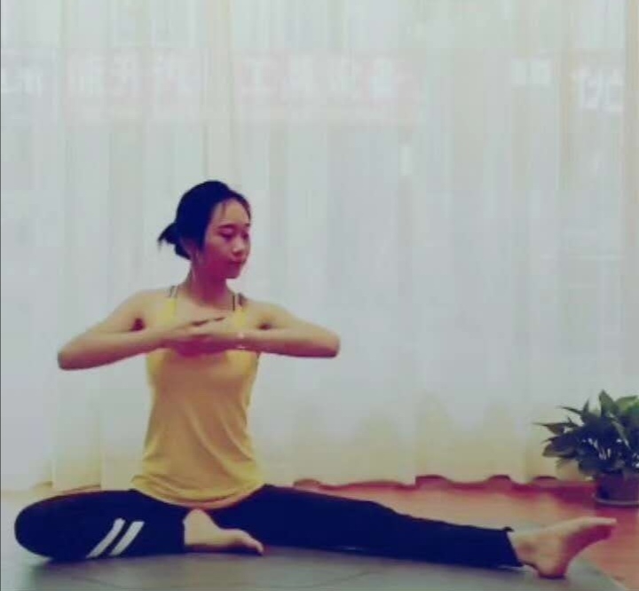 静静子的第一张照片--漳州相亲服务中心