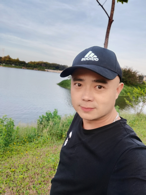 石头哥的第一张照片--漳州相亲服务中心