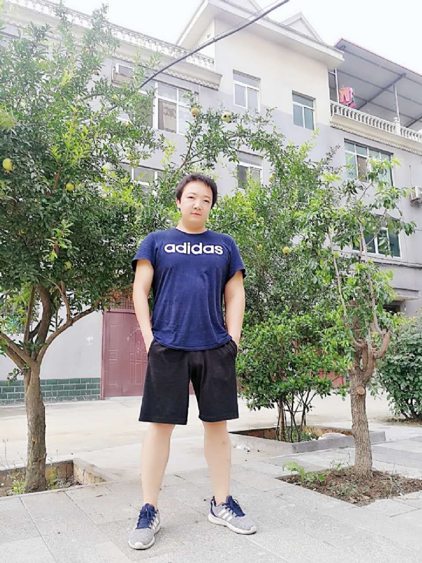 小宇的第一张照片--漳州相亲服务中心