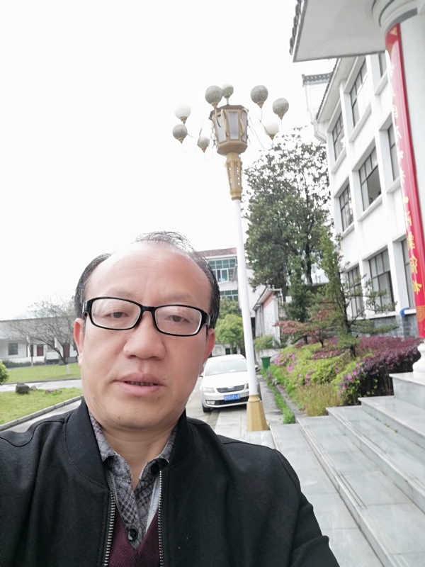 玫瑰祥云的第二张照片--漳州相亲服务中心