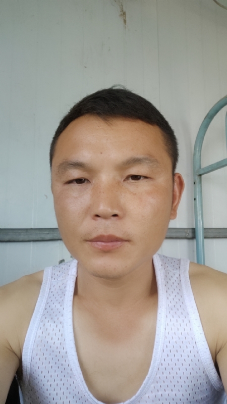 善良的人的第一张照片--漳州相亲服务中心