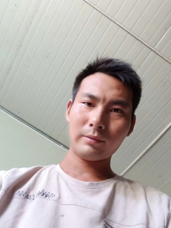 快乐肥宅水的第一张照片--漳州相亲服务中心
