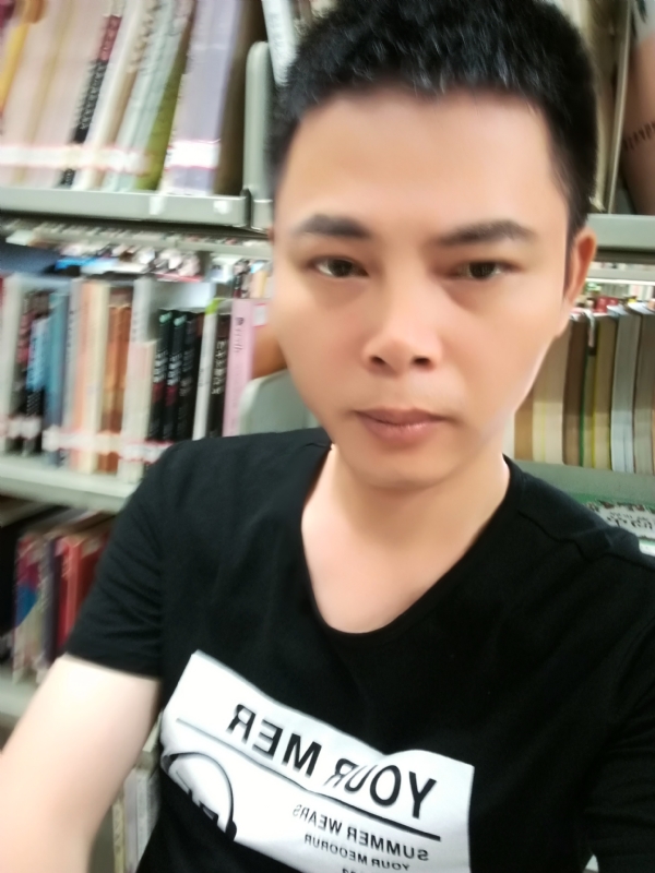 青青子衿的第一张照片--漳州相亲服务中心