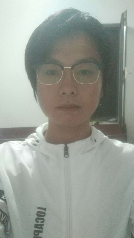 轻吻的第一张照片--漳州相亲服务中心
