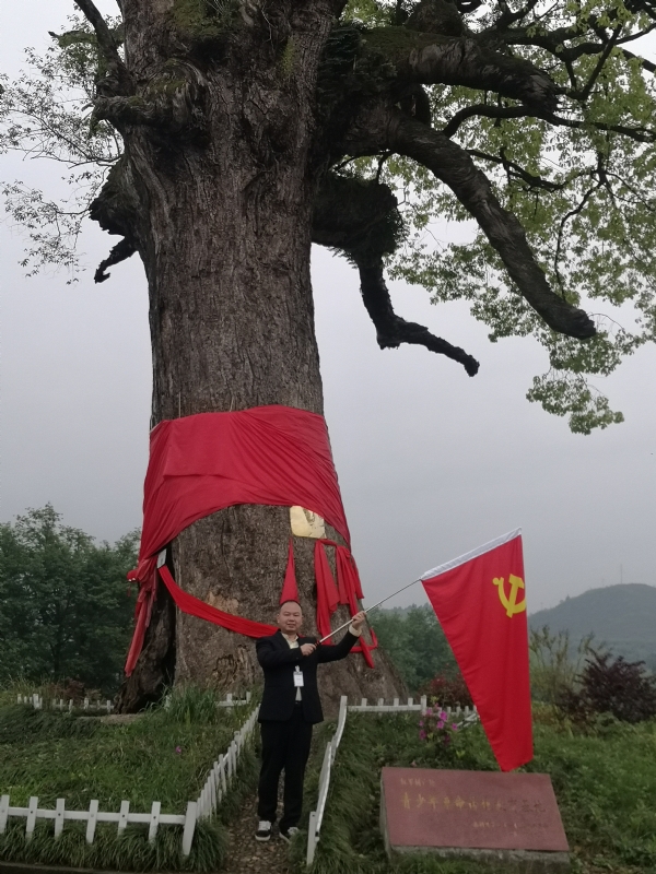 辉辉的第一张照片--漳州相亲服务中心