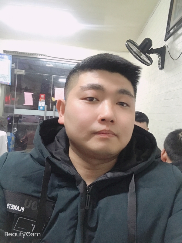 回忆是个小孩的第一张照片--漳州相亲服务中心