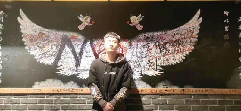 水彩画师的第一张照片--漳州相亲服务中心