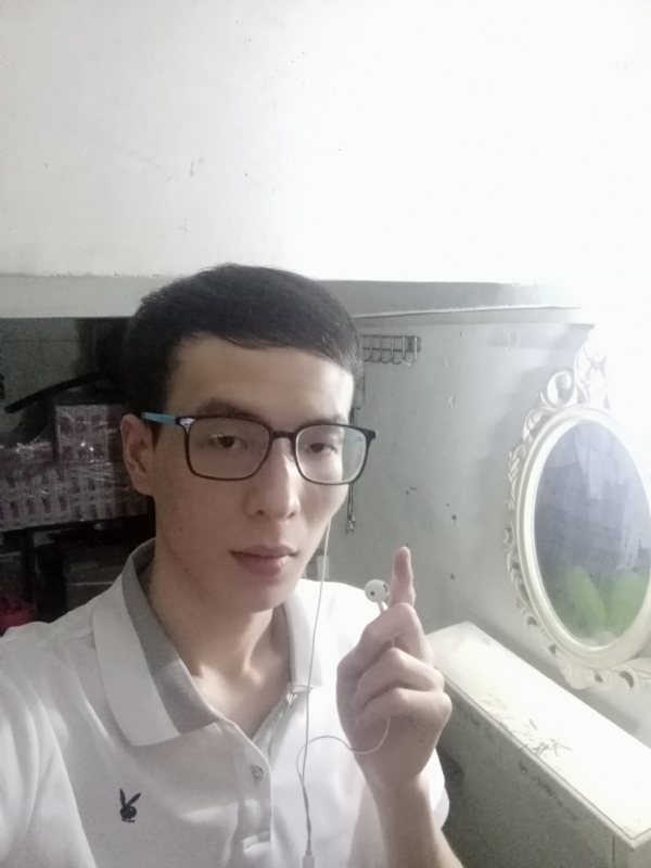 珍惜的第一张照片--漳州相亲服务中心