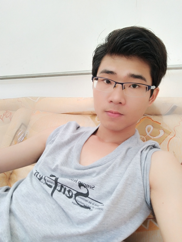 南国大帝的第一张照片--漳州相亲服务中心