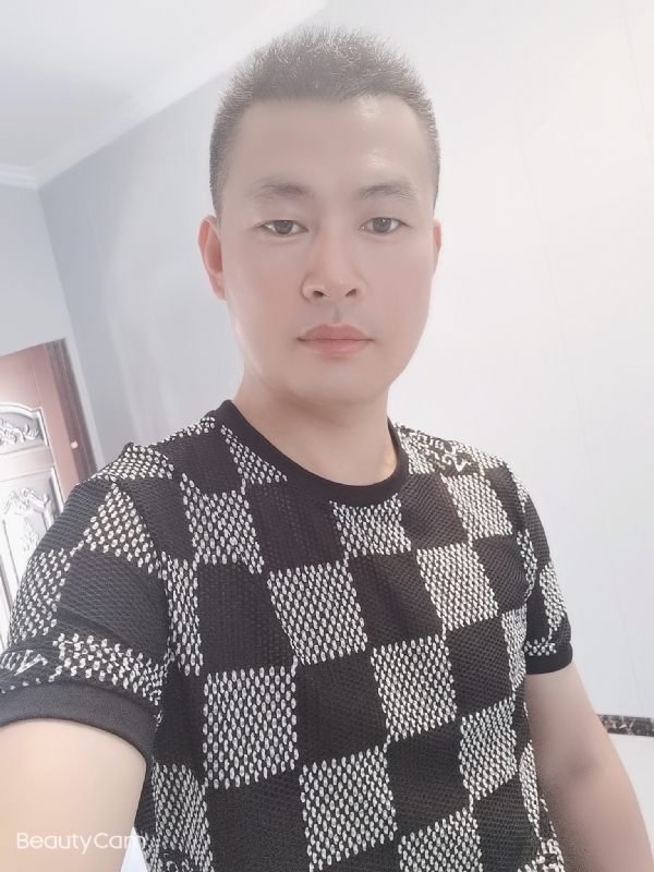 快乐无罪的第一张照片--漳州相亲服务中心